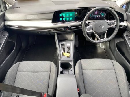 2023 Volkswagen Golf - thumbnail 10