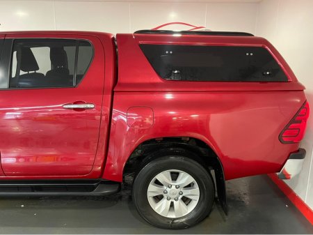 2018 Toyota Hilux DOUBLE CAB SR5 4DR DREW €29,950 thumbnail