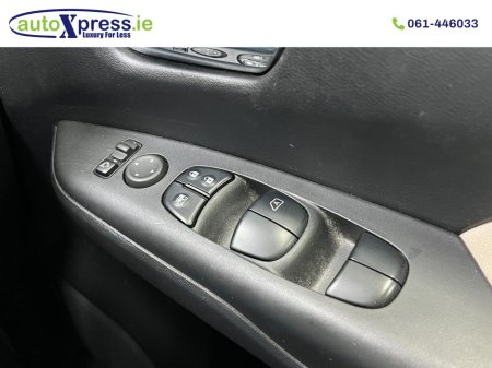 2020 Nissan Serena - thumbnail 22