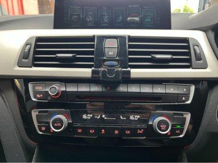 2016 BMW 3 Series - thumbnail 20