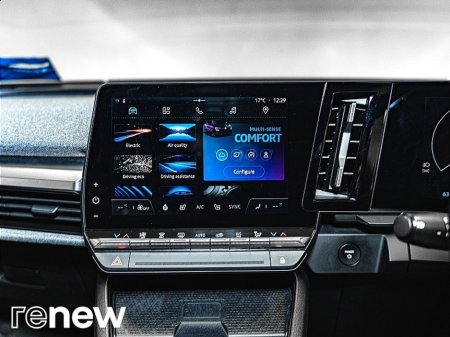 2023 Renault Megane E-Tech EV60 220hp Techno €25,900 thumbnail