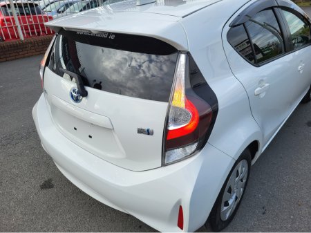 2020 Toyota Aqua - thumbnail 19