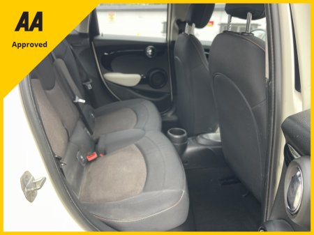 2018 MINI Cooper - thumbnail 4