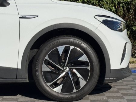 2022 Volkswagen ID.4 - thumbnail 9