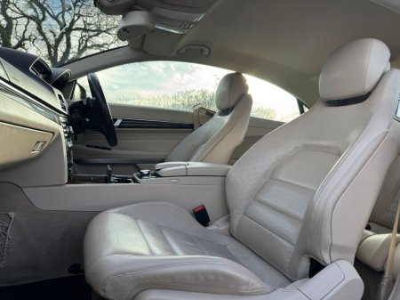 2015 Mercedes-Benz E Class E220 BLUETEC AMG SPORT AUTO €13,850 thumbnail