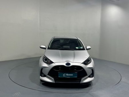 2021 Toyota Yaris - thumbnail 2