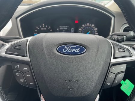 2016 Ford Mondeo - thumbnail 15