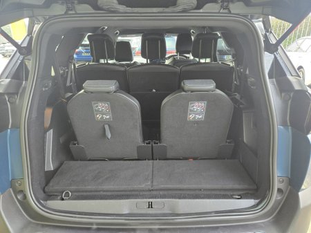 2023 Peugeot 5008 1.5 BlueHDi 130bhp Allure Auto €33,950 thumbnail