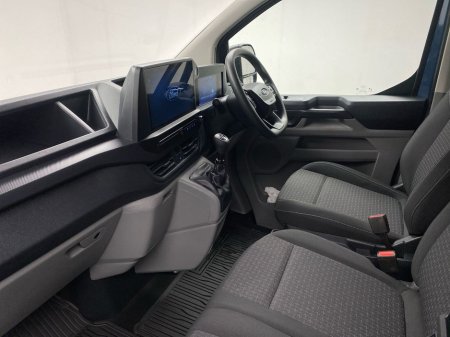 2024 Ford Transit Custom - photo 2