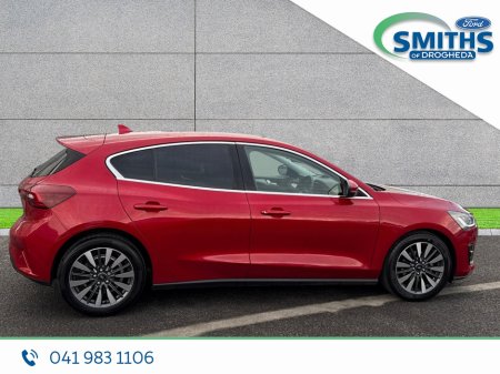 2022 Ford Focus - thumbnail 12