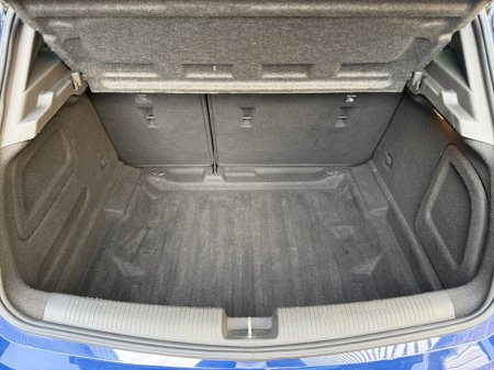 2018 Vauxhall Astra - thumbnail 9