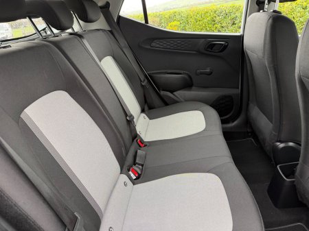 2021 Hyundai i10 - thumbnail 13