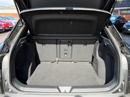 2023 Volkswagen ID.4 - thumbnail 22