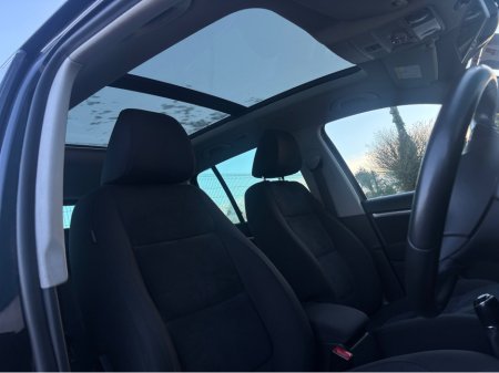 2015 Volkswagen Tiguan - thumbnail 10