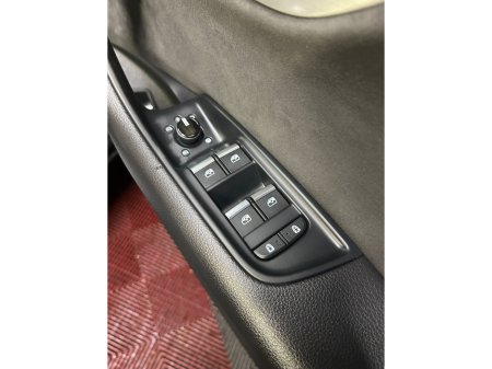 2021 Audi Q8 3.0TFSI e 55 S Line €64,950 thumbnail