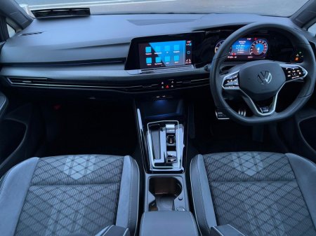 2023 Volkswagen Golf - thumbnail 2