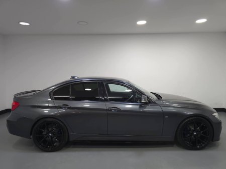 2017 BMW 3 Series - thumbnail 7