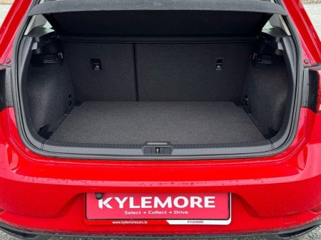 2019 Volkswagen Golf 1.2L TSI AUTOMATIC - BLACK ALLOYS - REVERSE CAMERA €19,950 thumbnail