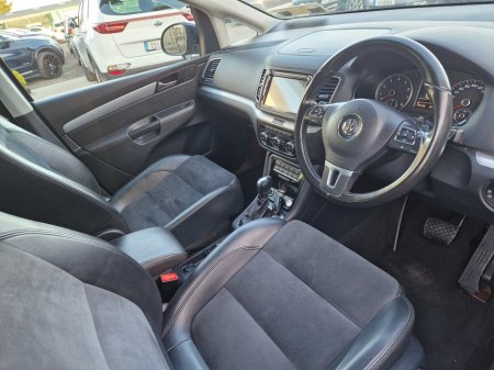 2013 Volkswagen Sharan 2.0 TDI 115BHP TRENDLINE BLUEMOTION TECH €10,500 thumbnail