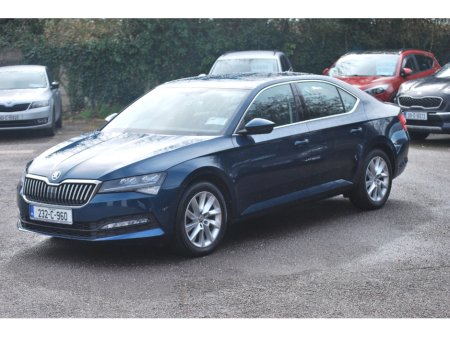 2023 Skoda Superb - thumbnail 1