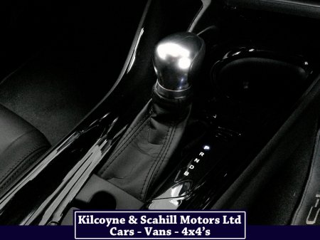 2017 Toyota C-HR - thumbnail 24