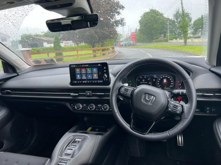 2025 Honda ZR-V ZR-V e:HEV Hybrid SPORT €49,950 thumbnail