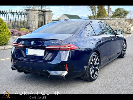 2024 BMW 5 Series - thumbnail 5