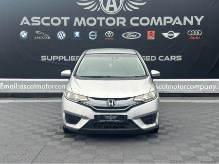 2014 Honda Fit Hybrid €10,250 thumbnail