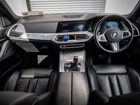 2020 BMW X5 - thumbnail 11