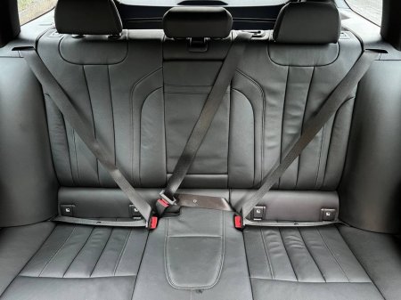 2019 BMW 5 Series - thumbnail 12