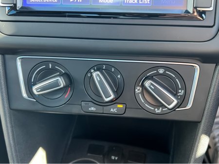 2016 Volkswagen Polo 1.2 TSI Automatic DSG high spec €13,495 thumbnail