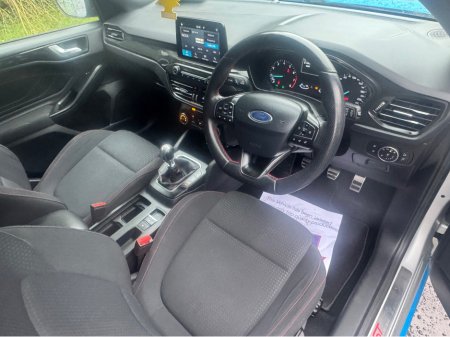 2019 Ford Focus ST-LINE 1.0  125PS 4DR €13,899 thumbnail