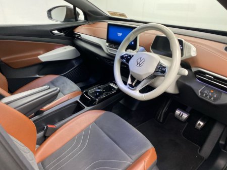 2022 Volkswagen ID.4 FAMILY 77kWh 204HP €23,995 thumbnail