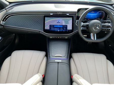 2025 Mercedes-Benz E Class - thumbnail 10