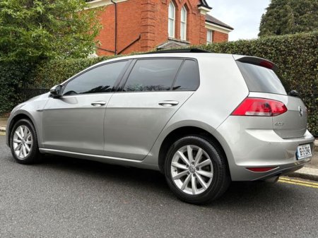 2016 Volkswagen Golf 1.2 TSI - IRISH CAR - SUNROOF €14,900 thumbnail