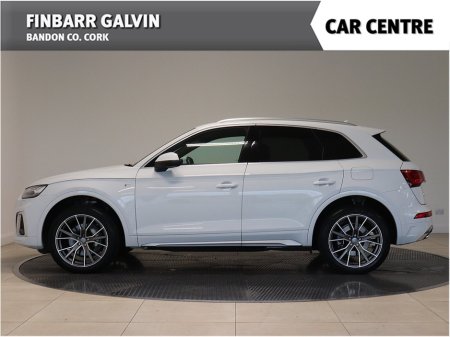 2022 Audi Q5 50 TFSI e 299HP S tronic quattro S Line €47,950