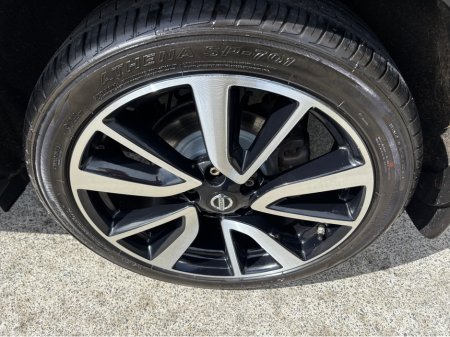 2016 Nissan Qashqai - thumbnail 24