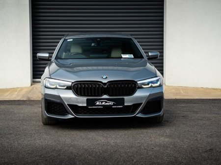 2023 BMW 5 Series - thumbnail 2
