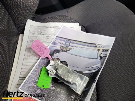 2024 Toyota C-HR - thumbnail 25