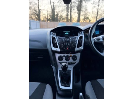 2014 Ford Focus - thumbnail 33