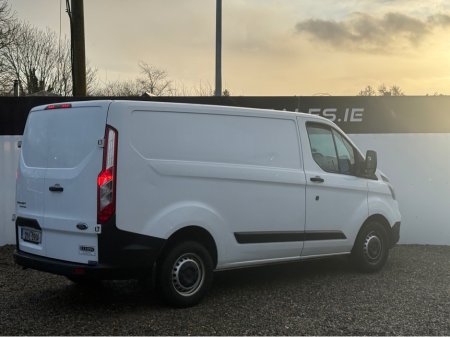 2021 Ford Transit Custom BASE 280S 2.0L 105PS M6 3DR €14,250 thumbnail