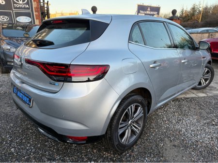 2021 Renault Megane - thumbnail 4