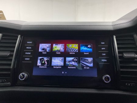 2023 Skoda Kodiaq 2.0 TDI 150HP DSG SportLine 7 Seat €47,995 thumbnail