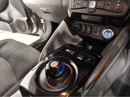 2021 Nissan Leaf 40K EV SV PREMIUM COLD PK 40KW MY2 €12,250 thumbnail