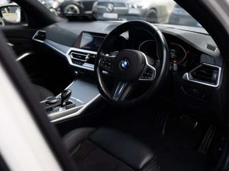 2021 BMW 3 Series - thumbnail 11