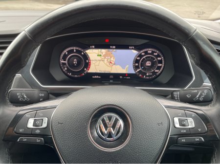 2019 Volkswagen Tiguan - thumbnail 12