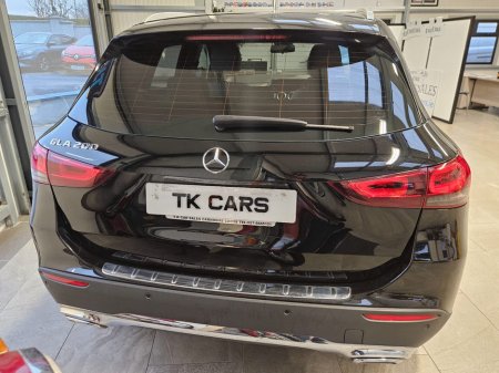 2021 Mercedes-Benz GLA Class - thumbnail 4