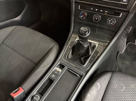 2019 Volkswagen Golf - thumbnail 21