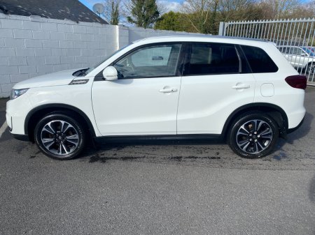 2019 Suzuki Vitara - view 4