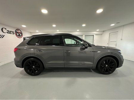 2023 Volkswagen Touareg V6 BLACK EDITION 3.0 TDI AUTO VW/AUDI SPECIALISTS WWW.DENISDARCYCARS.IE €84,950 thumbnail